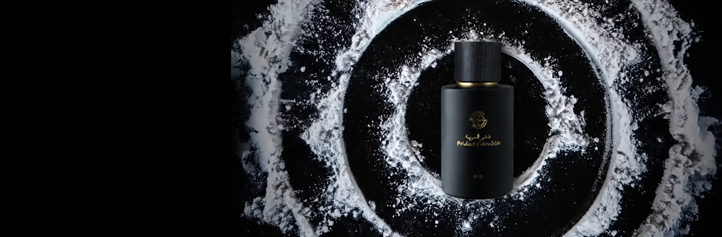 Pride of Arabia eau de parfum in a ring of powder